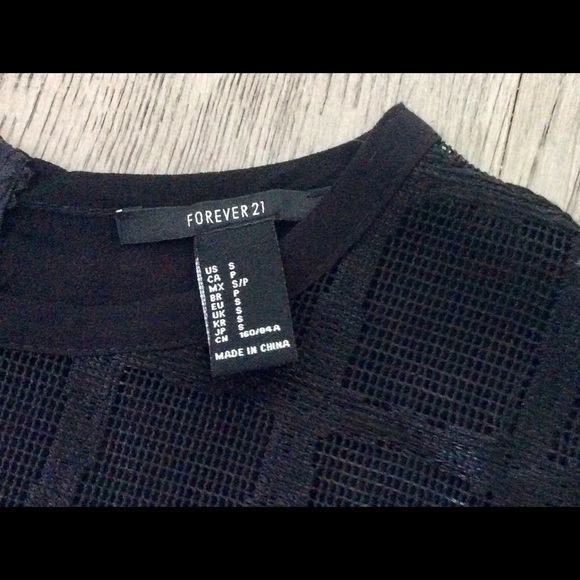 FOREVER 21 BLACK BLOUSE Size S - Picture 5 of 5